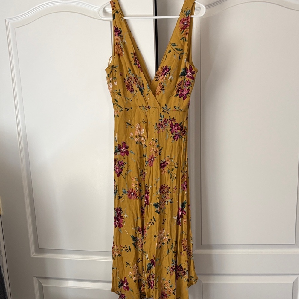 Dynamite Mustard Floral V-Neck Midi Dress
